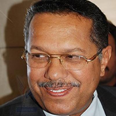 «بن دغر»  يؤكد في حال فشلت مشاورات الكويت فان كل الوسائل متاحة لإنهاء الحرب العبثية