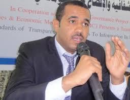  «خبير اقتصادي» يتوقع السيناريو القادم  للجانب المالي في اليمن 