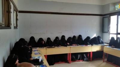 بجهود مجتمعية تنفيذ دورة تدريبية لمعلمات محو الامية بعزلة الصفة -اب