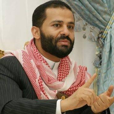 عاجل .. الشيخ حميد الأحمر يكذب الإشاعات الإعلامية عن خلافه مع الرئيس او تهديده له ويؤكد : هذه مؤشرات على تنفيذ مخططات اجرامية من قبل قوى الشر 