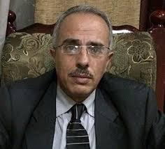 تعليقاً على حديث هادي مع مشائخ حزيز وتأكيده بأن المواطن سيدافع عن منزله وممتلكاته.. المودع: حديث الرئيس يفتح باب الحرب الأهلية
