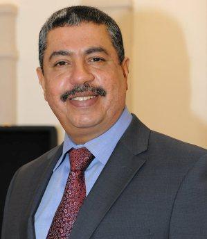 في أول حديث له.. بحاح يحمل الحوثيين مسؤولية إيقاف عمل الدولة ويؤكد عدم التراجع عن الاستقالة (النص)