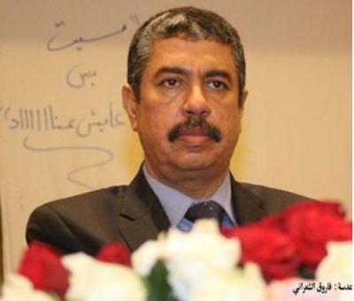موقع: بحاح يرفض تكليف الحوثيين بتصريف الأعمال
