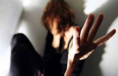 اختطاف فتاة واغتصابها والتهديد بتمزيقها في حال رفض تقديم فدية