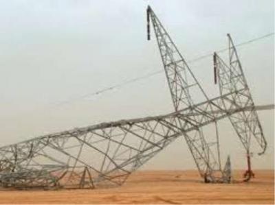 نجاح هدنة قصيرة والفريق الهندسي يعود لإصلاح ابراج الكهرباء بمأرب
