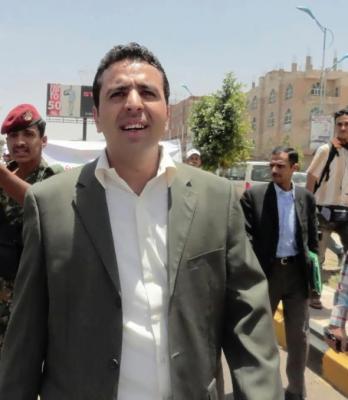 إعلامي حوثي بارز يقذف نساء عدن بعد مقتل اربعة من اقاربه 