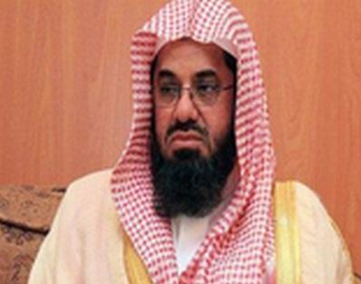 “الشريم” يعلق على “التحرش” مجدداً .. و”الفوزان”: هذا ما قلته عن التحرش بفتاتي جدة 