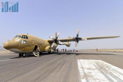 وصول طائرة إغاثة سعودية جديدة إلى مطار عدن 
