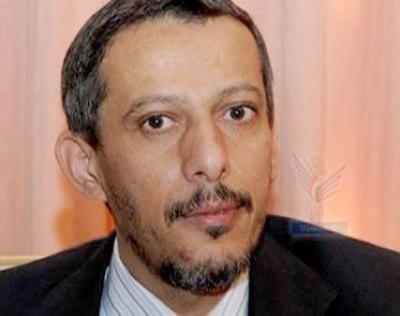 مسلحو الحوثي يختطفون وزير التعليم المهني عبدالرزاق الاشول بصنعاء