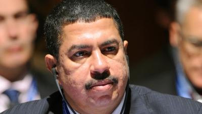 عاجل.. بحاح ووزراء حكومته يصلون العاصمة السعودية الرياض