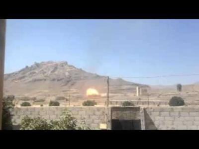 بالفيديو.. شاهد لحظات قصف طائرات التحالف لأحد المواقع في النهدين صباح اليوم