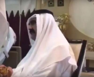 شاهد ماذا قال أمير قطر السابق عن الملك سلمان وحرب اليمن - فيديو