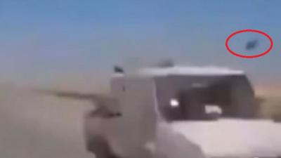 بالفيديو.. قافلة من 200 سيارة لداعش تسير بحماية مروحية أباتشي أمريكية