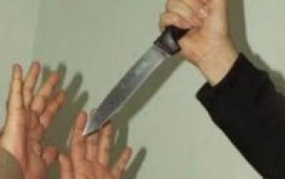 جريمة بشعة.. رجل يذبح طفلهُ ويقتلع عينيه والسبب مروع!!