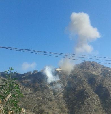 مواجهات عنيفة بمديرية الوزاعية بتعز وقصف جوي مكثف في بيحان