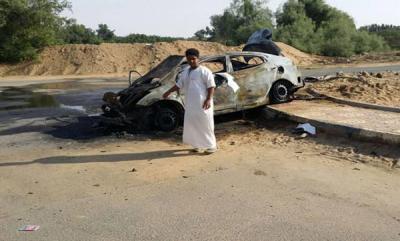 شاهد كيف انقذ طفل شاباً احتجز داخل مركبتهِ المحترقة