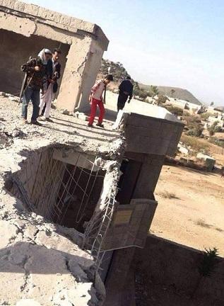 بالصورة : غارات جوية على احدى مدارس مديرية بعدان بمحافظة إب