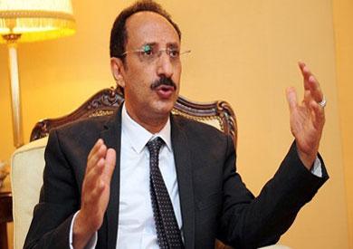 وزير يمني يتحدث عن السبيل الوحيد لخروج اليمن من المأزق