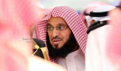 شاهد اول صورة للشخص الذي حاول إغتيال الشيخ عائض القرني وهو مقتولاً ومرمياً على الارض