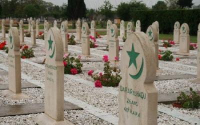 في حادثة غريبة من نوعها.. رجل يدفن زوجته فيجدها حيّة بعد عامين