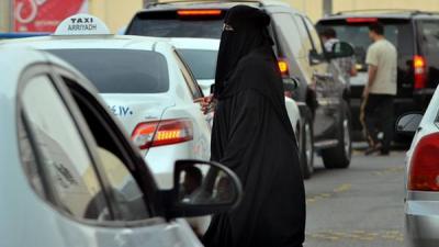 الأمن السعودي يقبض على فتاة هربت من منزلها برفقة شاب في جدة