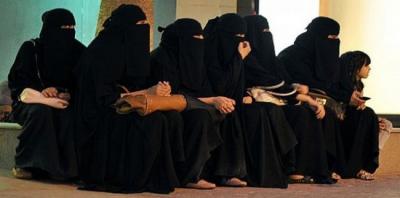 آخر أخبار السعودية : السماح للمرأة بقيادة الدراجة - صورة