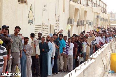 العمل السعودية توجه شكر للمقيمين وتدعو لتوظيفهم
