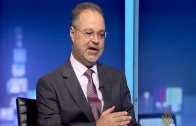 عاجل : اول وأسرع رد رسمي للحكومة اليمنية بشأن إعلان الحوثيين والمؤتمر الصادم لهادي بتشكيل مجلس سياسي أعلى لإدارة البلاد