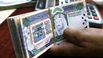 تحرك سعودي مفاجئ تجاه المقيمين بشأن التحويلات المالية.. تعرف على ماذا ستفعل؟!