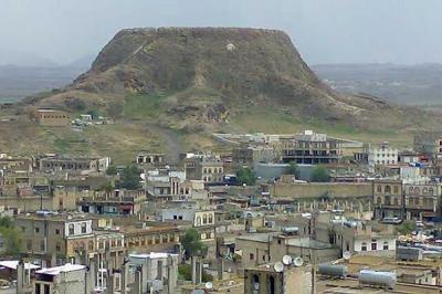 هزة ارضية تضرب مناطق يمنية تخلف قتيلا ومصاب وتهدم منازل