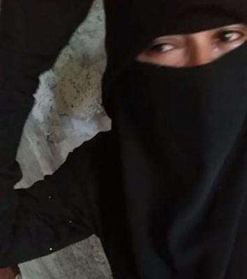 شاب يعتدي بالضرب على شقيقته المعاقة ويطردها من منزله بالعاصمة صنعاء