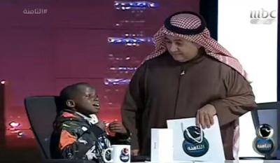 بالفيديو : طفل يطلب من الشريان أن يذهب لدورة المياه على الهواء.. والأخير يرد: اصبر