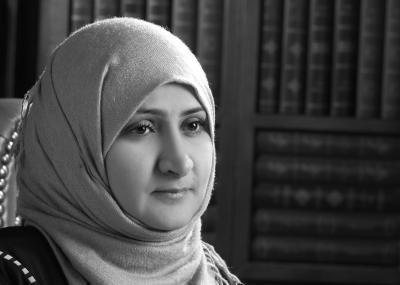 ألفت الدبعي للحوثيين : "أنتم فقط ورقة من أوراق تفاوض إيران في عمان"