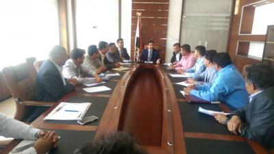 #وزير الصناعة والتجارة يدعو إلى تسهيل العمل بالبطاقة السلعية وتوفير السلع الاستهلاكية قبل شهر رمضان