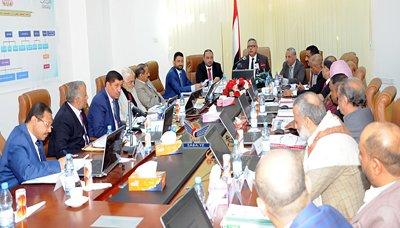 الاجتماع الأول لمجلس المال والأعمال :رئيس الوزراء يؤكد التزام الحكومة بدعم القطاع الخاص