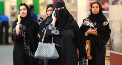 محكمة سعودية تسقط الولاية الرجالية المفروضة على 6 فتيات