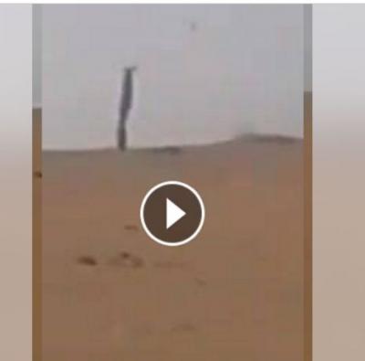 اليمن: شاهد بالفيديو طائرة الأباتشي للتحالف اليوم وهي تشارك الجيش الموالي لهادي في تحرير المخا