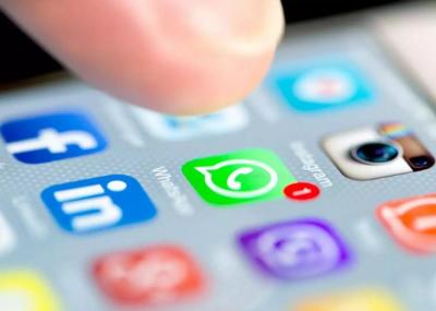 يمكنك إرسال 30 صورة في وقت واحد .. كيف تعمل خاصية الرسائل الجديدة في WhatsApp بلا انترنت!؟