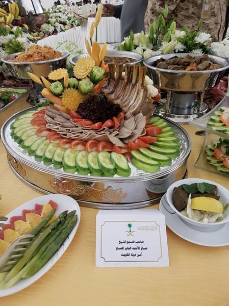 لا بواكي للفقراء.. تعرف على ماذا تحتويه مائدة الملك سلمان بالصور لا بواكي للفقراء.. تعرف على ماذا تحتويه مائدة الملك سلمان بالصور