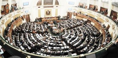 دبلوماسيون مصريون دون رواتب منذ 9 أشهر.. والأزمة تصل البرلمان