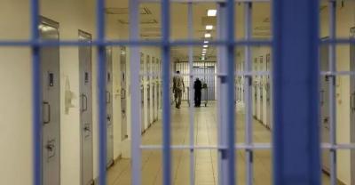 “فضيحة” .. كيف أدخل سجناء مخدرات بمليون و600 الف دولار الى السجن المركزي في الكويت!