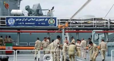 مناورة عسكرية بحرية مشتركة بين إيران وعمان في مسقط تفجر غضب الخليج