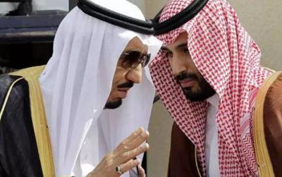 فايننشال تايمز: الملك سلمان اشترى “ولاء” موظفي مملكته بإعادة “البدلات”.. ووجه صفعة قوية لنجله المدلل