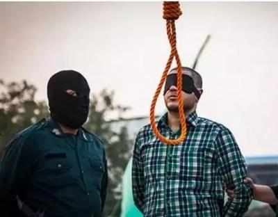 إعدام 7 أشخاص في الكويت اغتصبوا فتىً يعاني من اضطرابات عقلية وصوروا جريمتهم!!