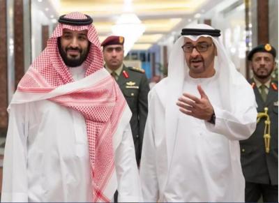 بلومبيرغ: هذا هو السبب الحقيقي لحملة الإمارات والسعودية على قطر