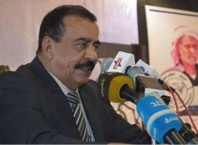 اليمن : محافظ حضرموت ( بن بريك) يتحدى بن دغر ويصدر هذه القرارات الحاسمة 