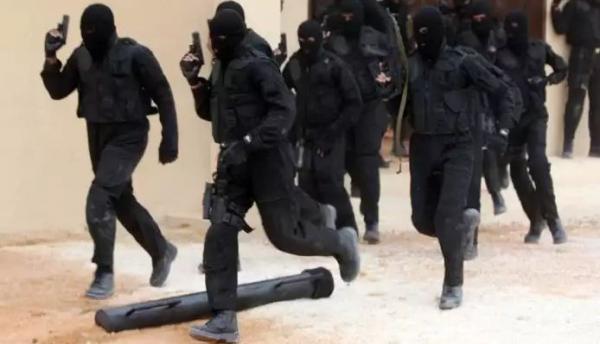 شاهد بالفيديو تفاصيل معركة سرية  تشنها السعودية ضد المتمردين في العوامية
