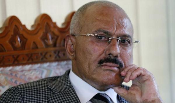 اليمن : ظهور جديد اليوم للرئيس السابق صالح مع اثنين مرافقين مدنيين (صورة)