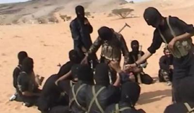 اليمن : هكذا انتقم جندي يمني لوالده من ثلاثة ارهابيين بتنظيم القاعدة في ابين