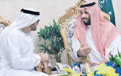 فايننشال تايمز: التحالف العربي فشل في اليمن.. يقصف أهدافا مدنية ويعزز تواجد القاعدة ولم يستطع استعادة صنعاء